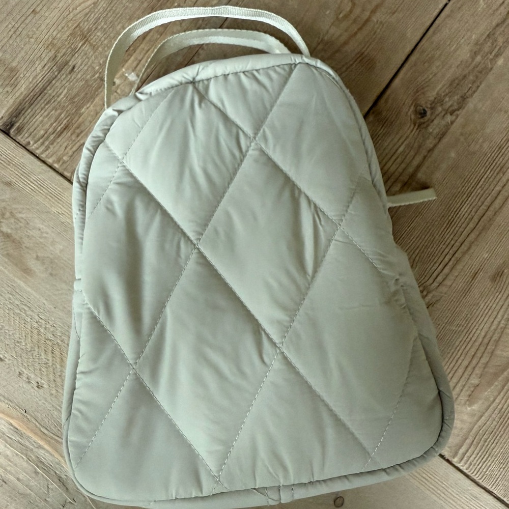 Vera Bradley Lunch Bag Pumice Stone in Featherweight